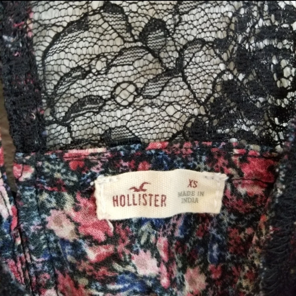 Hollister| floral print slip dress w lace detail - Picture 3 of 6